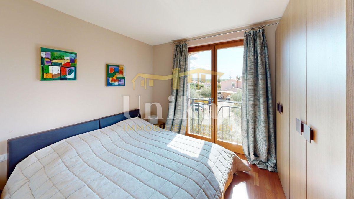 Dvostanovanjski stan z 4 spalnicami